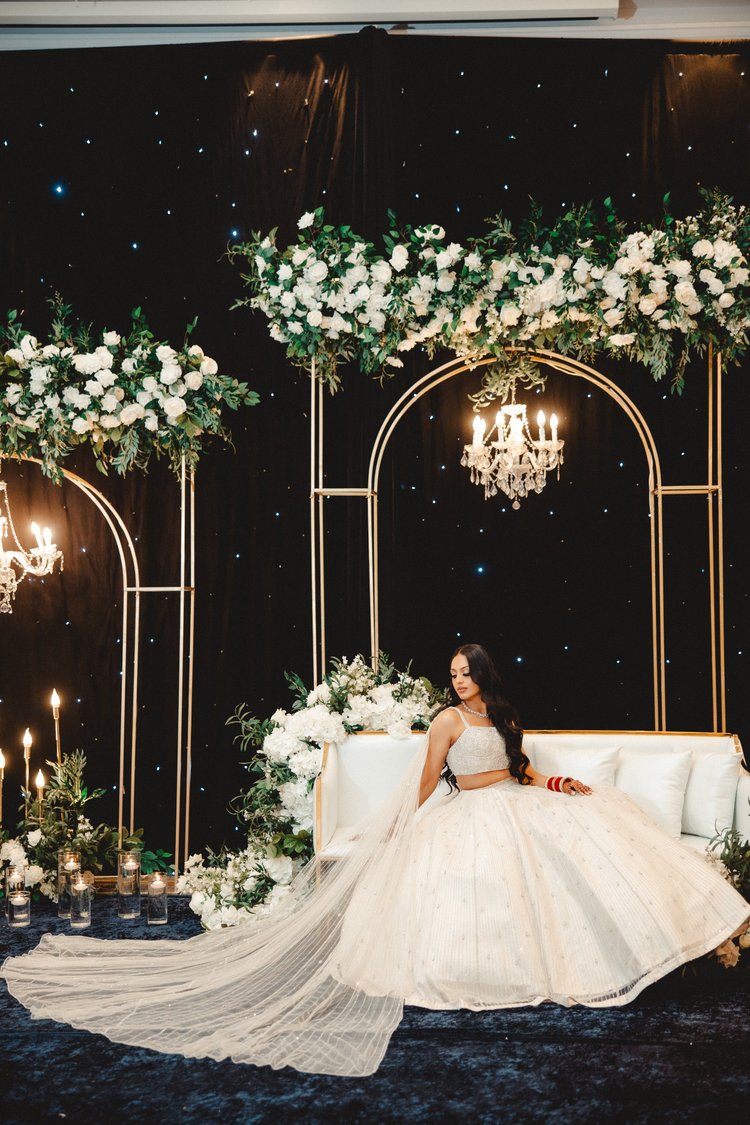 Floral arch reception design